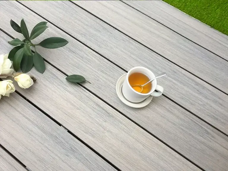 Co-extruded-WPC-decking